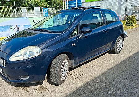 Fiat Punto , PANO, gute All Wetter Reifen