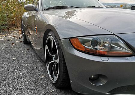 BMW Z4 3.0i sehr gepflegt