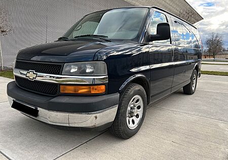 Chevrolet Express AWD 4x4!!!, 5.3 V8, 8 sitz (GMC Savana)