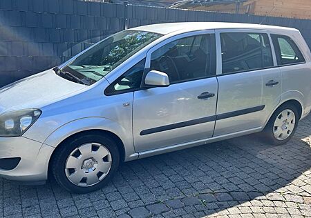 Opel Zafira 1.8 Family Family