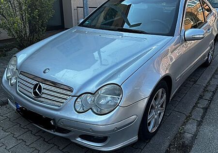 Mercedes-Benz CL 200
