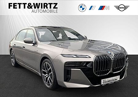 BMW 740d xDrive M Sport|PanoSkyLounge|Bowers&Wilkins