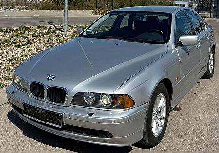 BMW 520i -2.Hd-Facelift-TÜV NEU 07/27-XENON-SHZ-BC-SH
