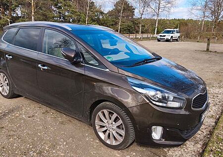 Kia Carens 1.7 CRDi 141PS Dream-Team Edition DCT...