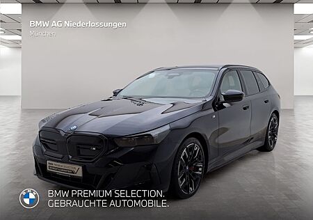 BMW i5 M60 xDrive Touring M Sport AHK Kamera LED