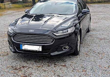 Ford Mondeo 2,0 EB 149kW Titanium Turnier Auto Ti...