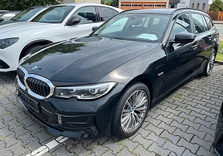 BMW 320 e touring PlugIn-Hybrid