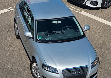 Audi A3 1.8 TFSI Attraction Sportback AHK Navi