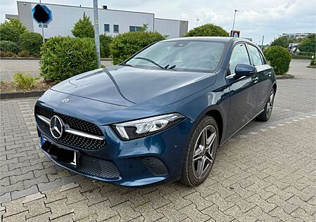 Mercedes-Benz A 250 e DCT -
