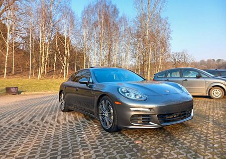 Porsche Panamera S 309kw Sport plus 116.000km