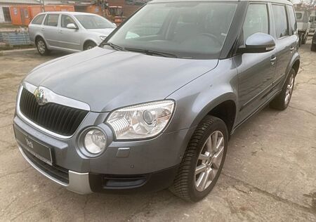 Skoda Yeti 2.0 TDI 4x4 Elegance Xenon Leder Panorama
