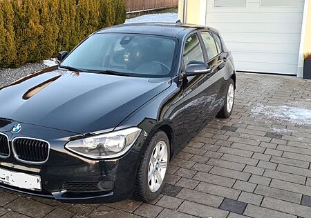 BMW 118d xDrive ALLRAD IN TOP ZUSTAND