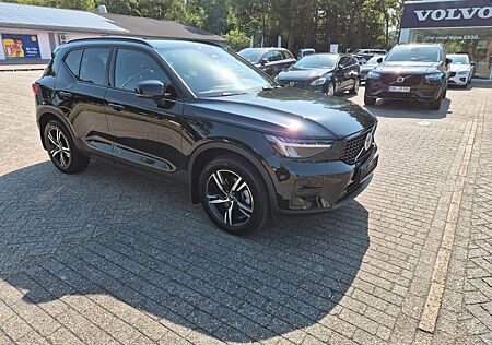 Volvo XC 40 XC40 Plus Dark 2WD B3