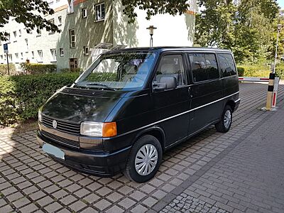 Volkswagen T4 Multivan mit Bettfunktion und LPG / Tüv 07.20