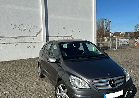 Mercedes-Benz B 180 CDI