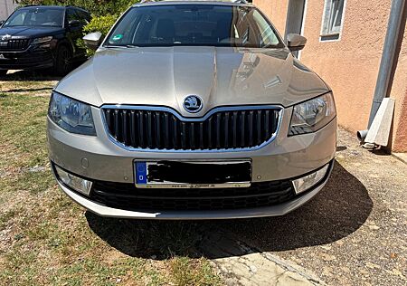 Skoda Octavia 1.4 TSI Green tec DSG Ambition Combi...