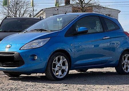 Ford Ka /+ Titanium Sound#Winterpkt#Klimaaut#Pano#PD