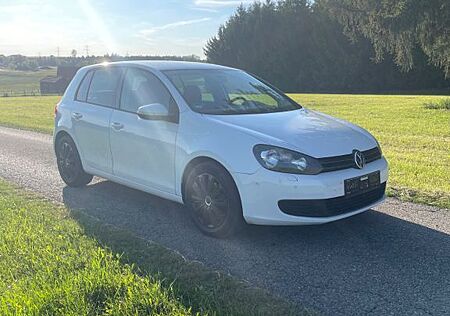 VW Golf Volkswagen 1.6 TDI BlueMotion