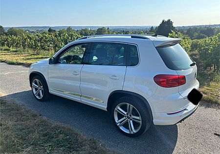 VW Tiguan Volkswagen 2.0 TSI 4MOTION Sport & Style Sport &...