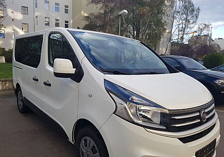 Fiat Talento 2,0 Kombi L1H1 8Sitze Kamera Euro6