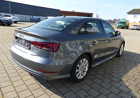 Audi A3 Limousine attraction Navi*Leder*S Line ext.