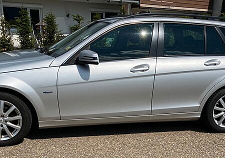 Mercedes-Benz C 200 CDI T BlueEFFICIENCY