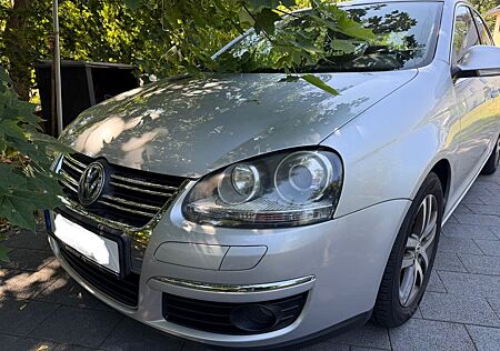Volkswagen Jetta 1.6 FSI Sportline Sportline