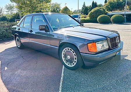 Mercedes-Benz 190