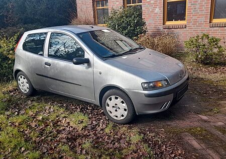 Fiat Punto 1,2 *TÜV neu *96400km* Zahnriemen neu