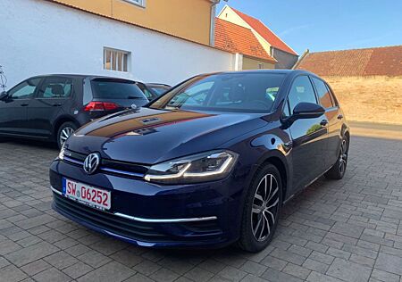 VW Golf Volkswagen VII Lim. Sound BlueMotion AppCo