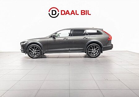 Volvo V90 Cross Country V90 T6 AWD 320HP INSCRIPTION PRO B&W®