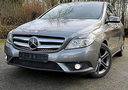Mercedes-Benz B 180 |AUTOMATIK|NAVI|R.KAMERA|NUR 46TKM|