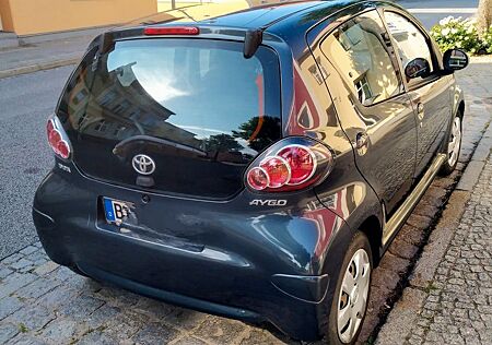 Toyota Aygo (X) Aygo (X) 1,0-l-VVT-i Cool Cool
