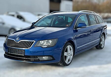 Skoda Superb 2.0TDI MAX MAX FULL!