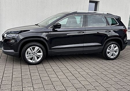Skoda Karoq 1.5l TSI ACT DSG TOP Selection (AHK,5/100)
