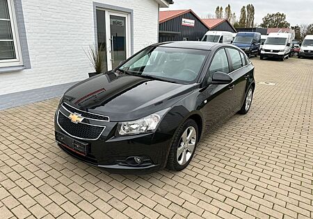 Chevrolet Cruze Hatchback LTZ 1.8/TEMP./AHK/SHZ/PDC/AUTOM.