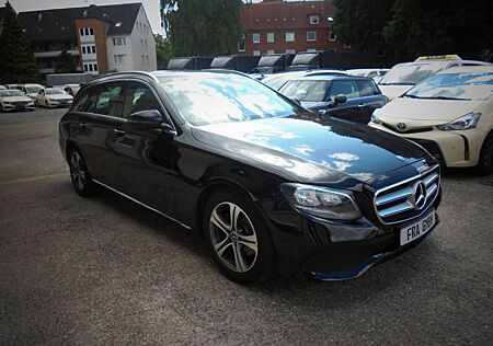 Mercedes-Benz E 200 d Automatik Leder PDC