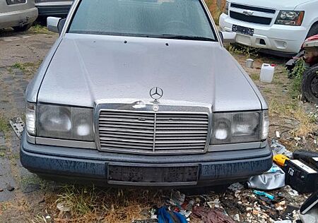 Mercedes-Benz E 250 E 124.motor 250 Diesel.Automtik Getriebe.