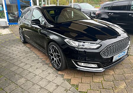 Ford Mondeo Tur. Vignale Kam,Pano,Sitzklima,Leder uvm