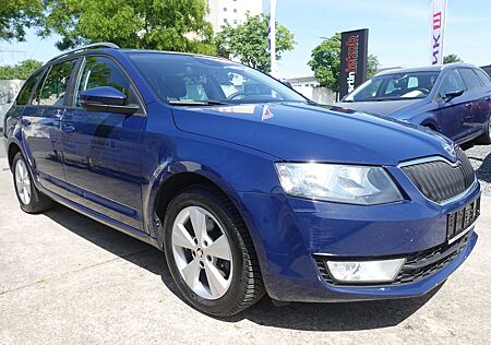 Skoda Octavia Combi Elegance+NAVI+SITZHEIZUNG+AUX+MFL+