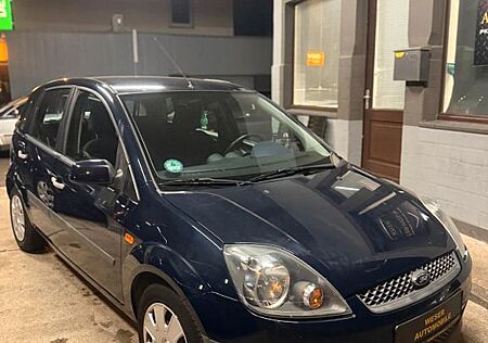 Ford Fiesta Ambiente 5Türig Klima Tüv neu