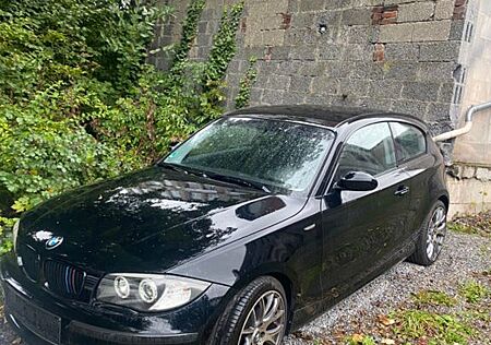 BMW 118i - TÜV bis 2026
