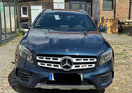 Mercedes-Benz GLA 220 d DCT -