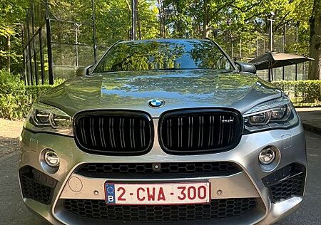 BMW X5 M Top Condition 575HP Panorama Neue Motor