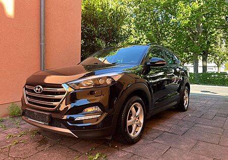 Hyundai Tucson 2.0 CRDi 135kW Premium4WD Automatik 1Hand