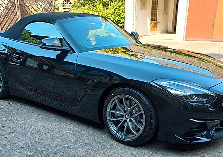 BMW Z4 sDrive20i Advantage ADVANTAGE