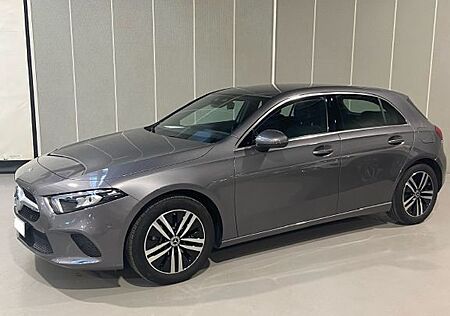 Mercedes-Benz A 200 - Details s. Beschreibung