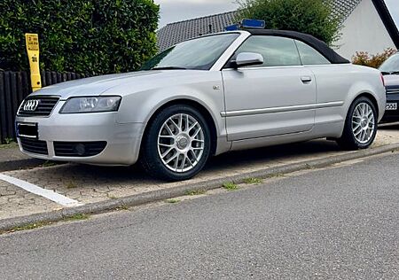 Audi A4 2.4 Cabriolet mit neuem TÜV bis 04/27