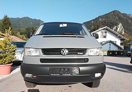 VW T4 Caravelle Volkswagen 2,5-l-Diesel TDI 75kW lang TÜV neu