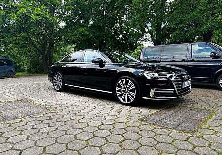 Audi A8 50 TDI quattro; Voll Ausstattung!